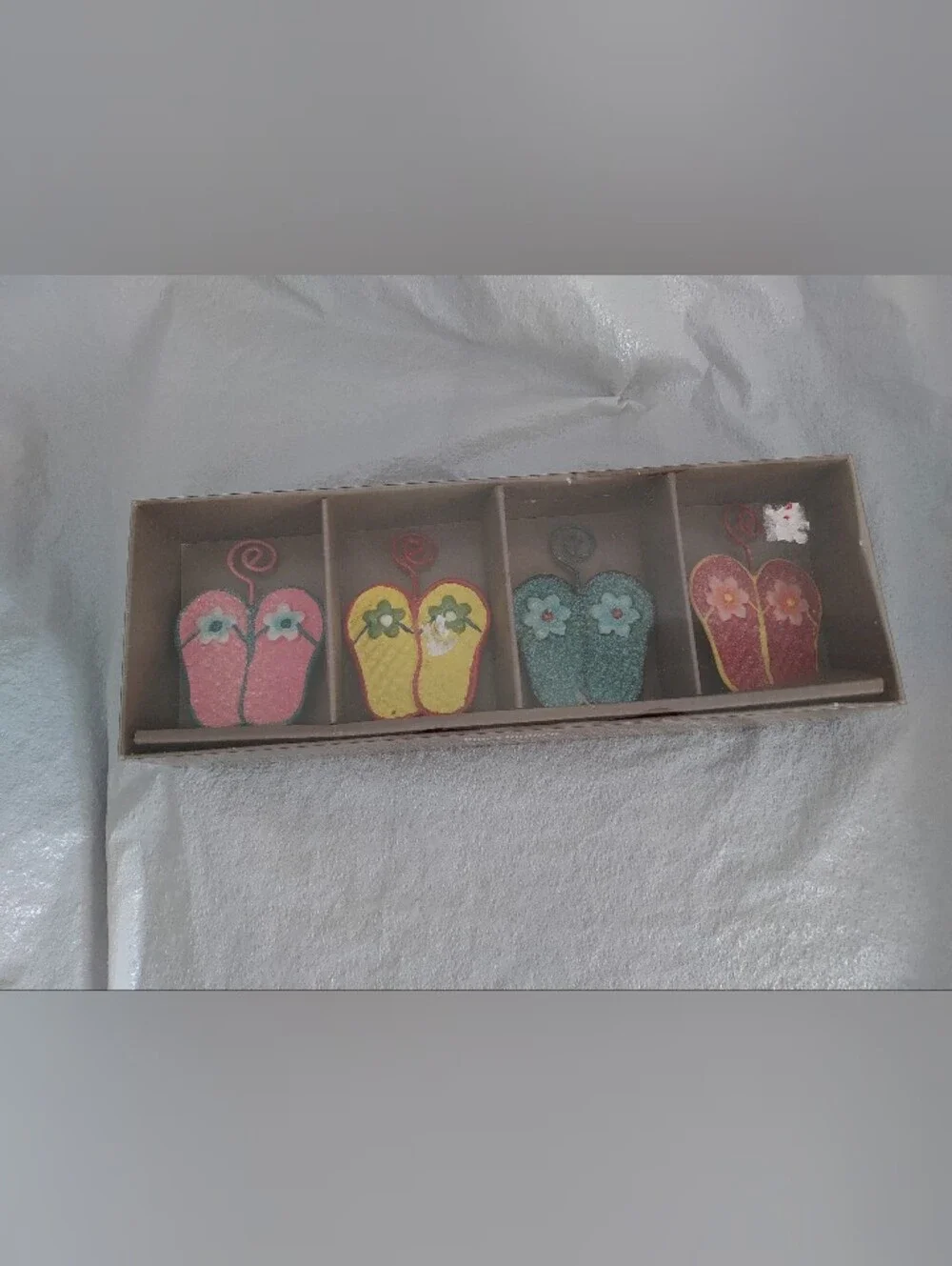 Set of 4 Decorative Flip-Flop Place Card Holders - Pink, Yellow, Teal, Coral